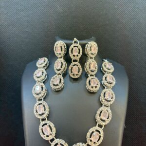 ✨ Fulki Blush Royale Necklace Set 💖