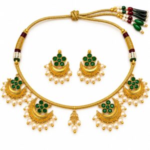 Fulki Emerald Crescent Pearl Necklace ✨