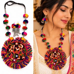 Multicolor Pom-Pom Embroidered Necklace Set